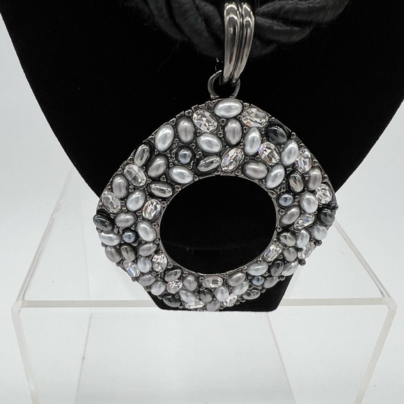 Chico’s Black Coed Necklace With Silver Pendant - Picture 8 of 11